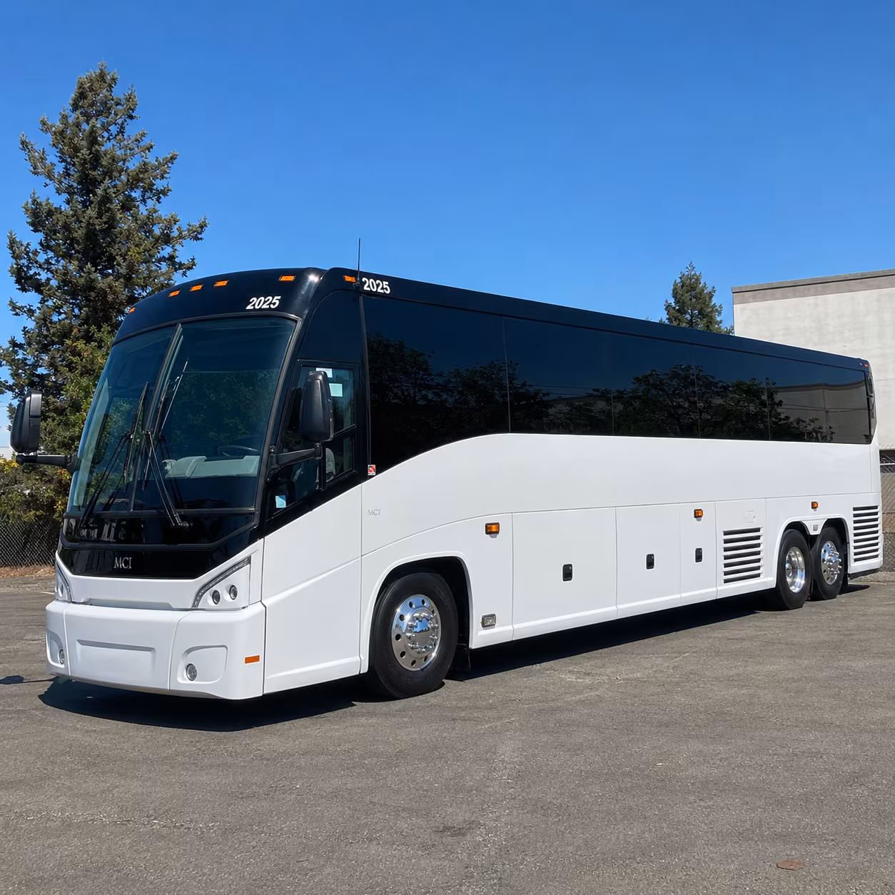 midlandcoachbuscompany com is the easy way to find transportation for tall city music festivals